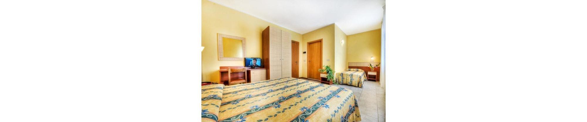 Hotel Villa D'Este กราโด ภายนอก รูปภาพ